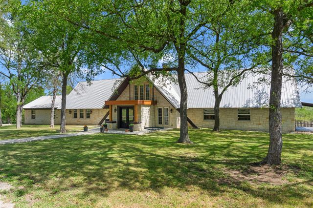 4530 Fm 86, Luling, TX 78648