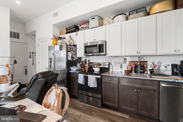 6162 RIDGE AVE, Philadelphia, PA 19128