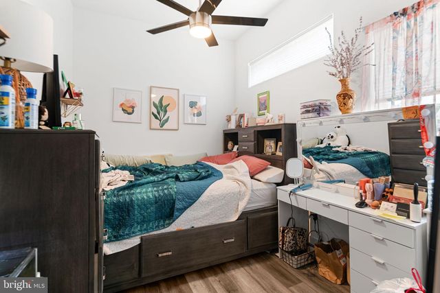 6162 RIDGE AVE, Philadelphia, PA 19128