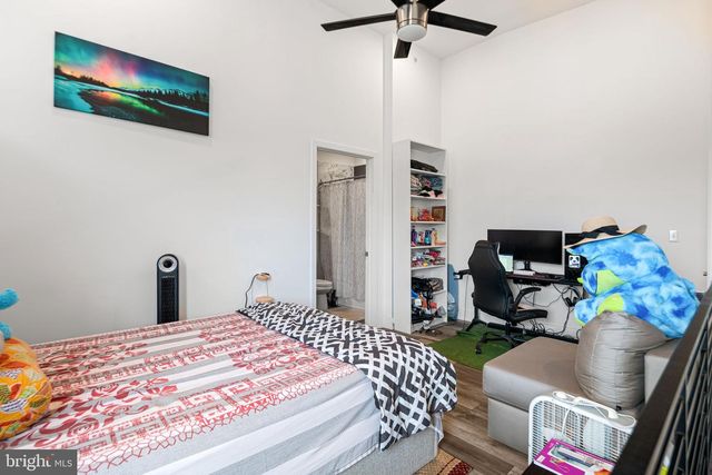 6162 RIDGE AVE, Philadelphia, PA 19128