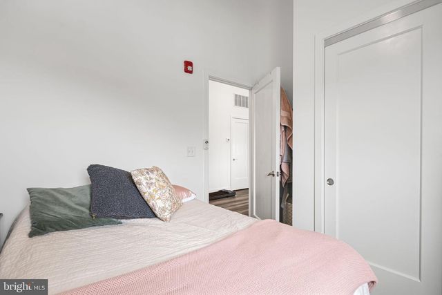 6162 RIDGE AVE, Philadelphia, PA 19128