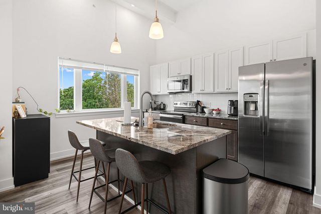 6162 RIDGE AVE, Philadelphia, PA 19128