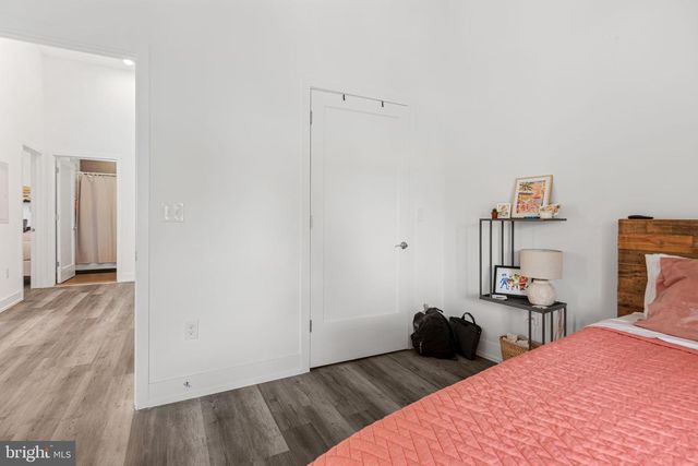 6162 RIDGE AVE, Philadelphia, PA 19128