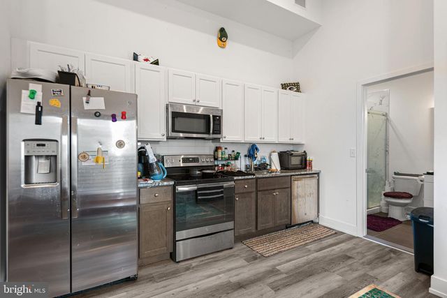 6162 RIDGE AVE, Philadelphia, PA 19128