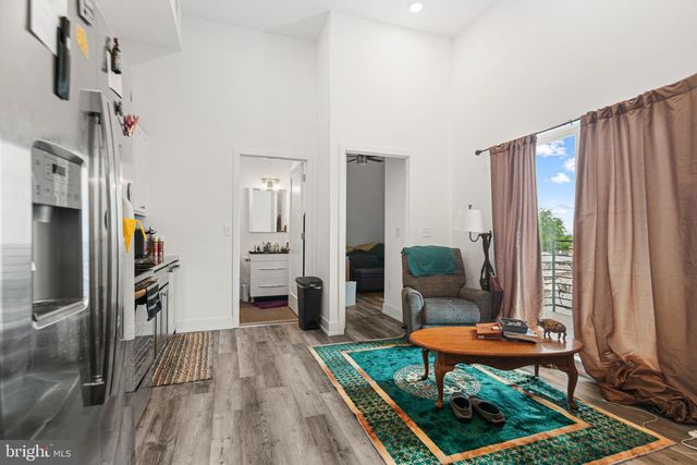 6162 RIDGE AVE, Philadelphia, PA 19128