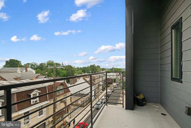 6162 RIDGE AVE, Philadelphia, PA 19128