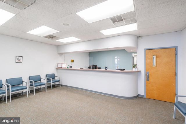 6162 RIDGE AVE, Philadelphia, PA 19128