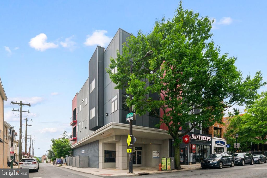 6162 RIDGE AVE, Philadelphia, PA 19128