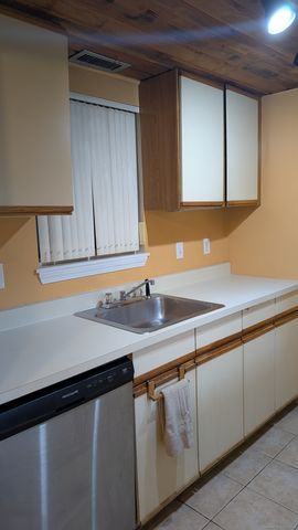 839 Main Street APT 61, Torrington, CT 06790