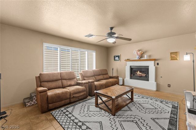 1600 Plata Pico Drive, Las Vegas, NV 89128