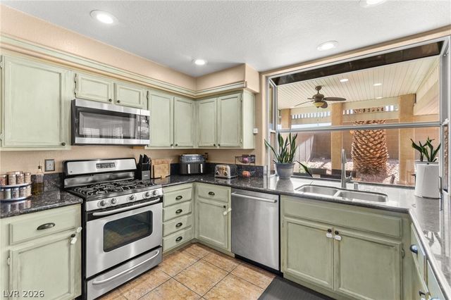 1600 Plata Pico Drive, Las Vegas, NV 89128