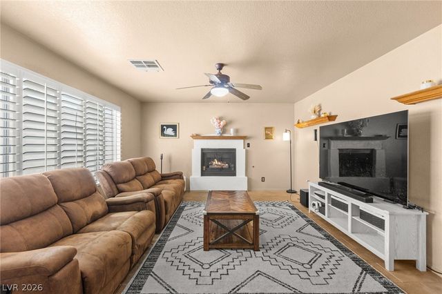 1600 Plata Pico Drive, Las Vegas, NV 89128