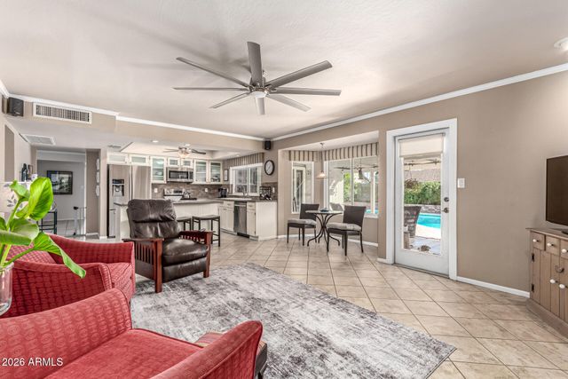 615 W CHILTON Street, Chandler, AZ 85225