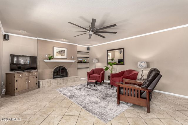 615 W CHILTON Street, Chandler, AZ 85225