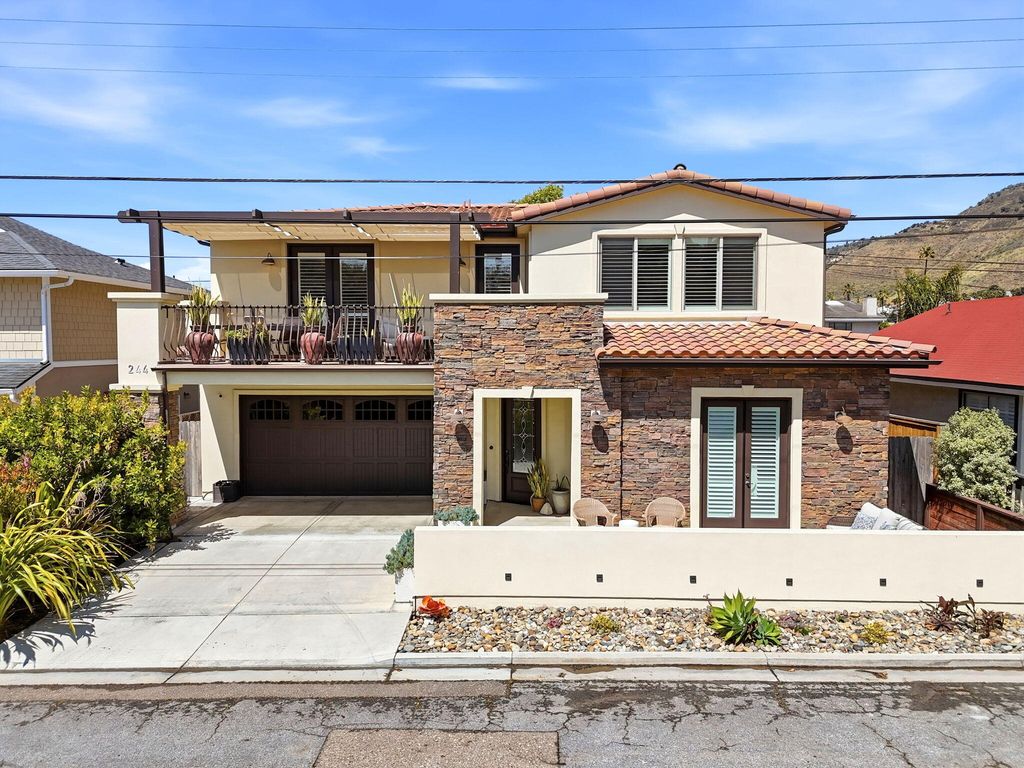 Image 5 of property listing at 244 Boeker Avenue, Pismo Beach, CA 93449