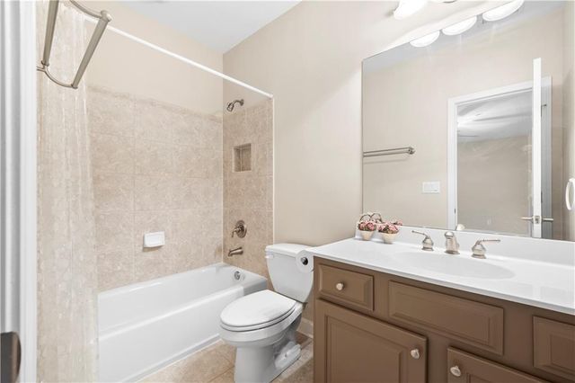 2252 Edgartown Lane SE 2, Smyrna, GA 30080