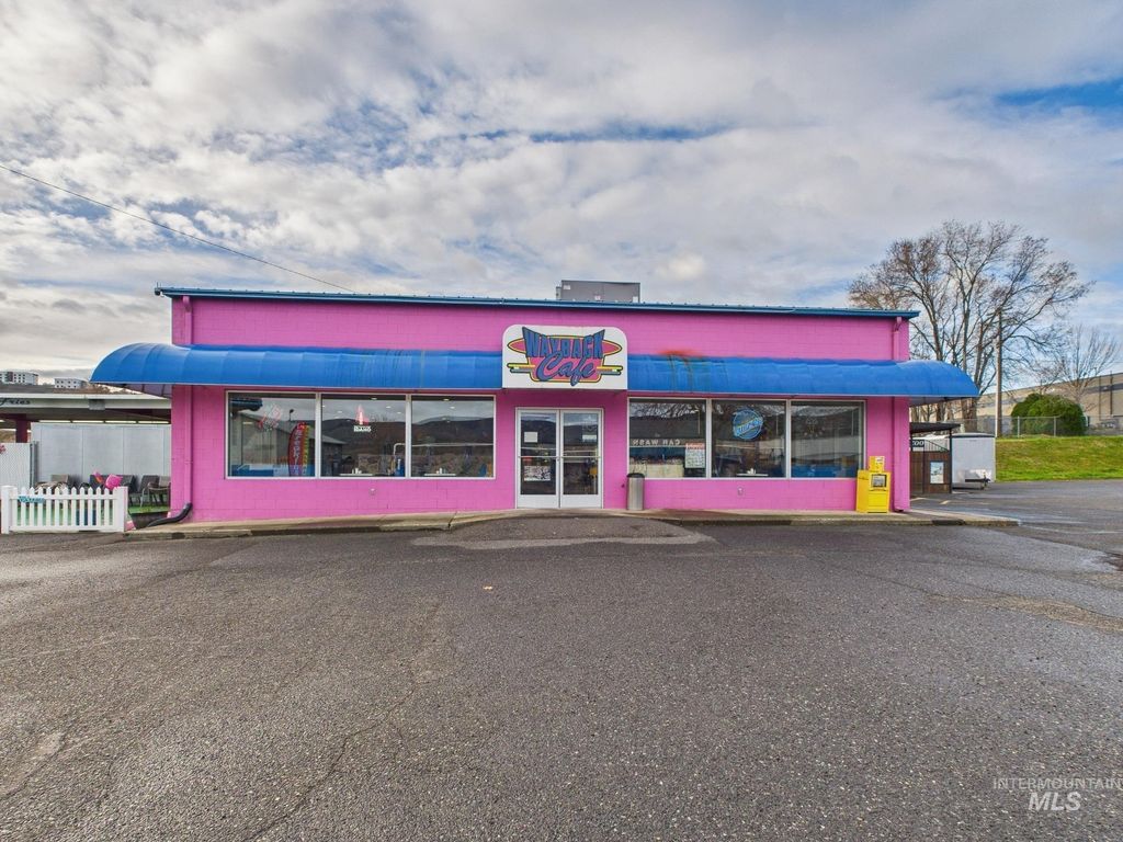 2138 13th Avenue, Lewiston, ID 83501