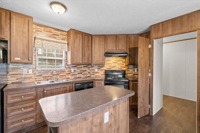 144 Lillian Drive, Dalton, GA 30720