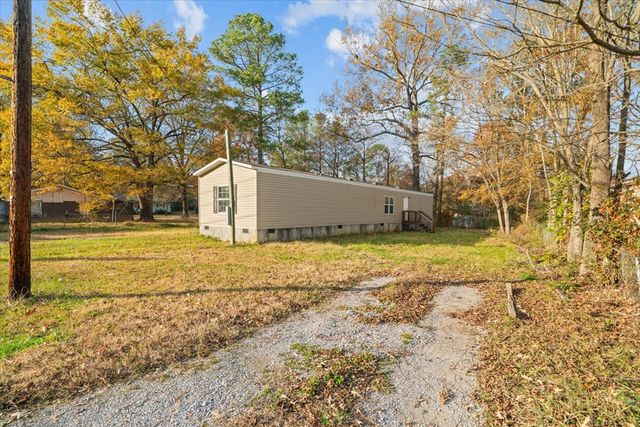 144 Lillian Drive, Dalton, GA 30720