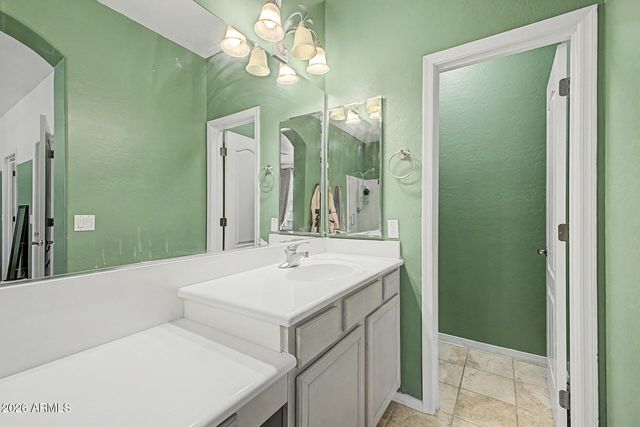 6710 E UNIVERSITY Drive 156, Mesa, AZ 85205