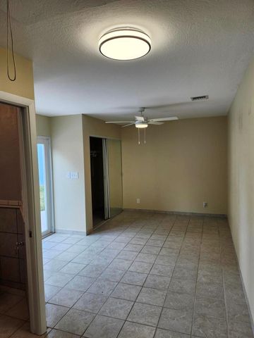 953 NE 34th Street, Oakland Park, FL 33334