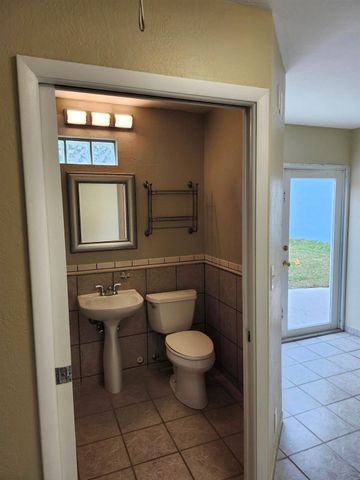 953 NE 34th Street, Oakland Park, FL 33334