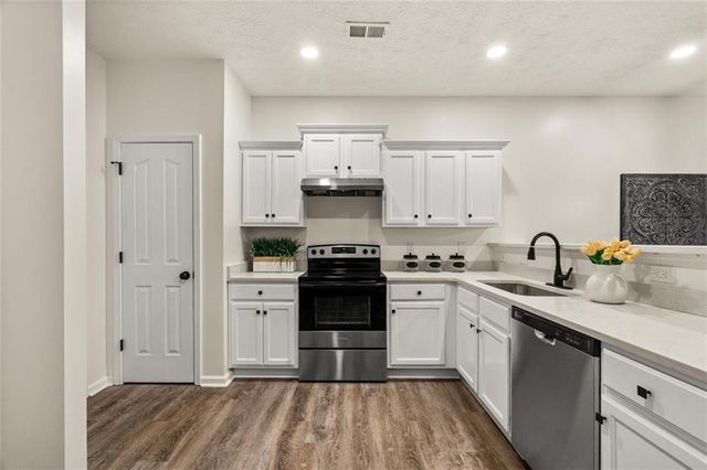 3844 Augustine Place, Rex, GA 30273