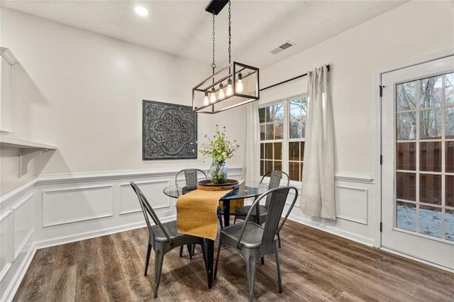 3844 Augustine Place, Rex, GA 30273