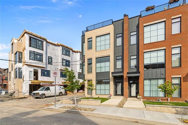 240 44th Street, Lawrenceville, PA 15201