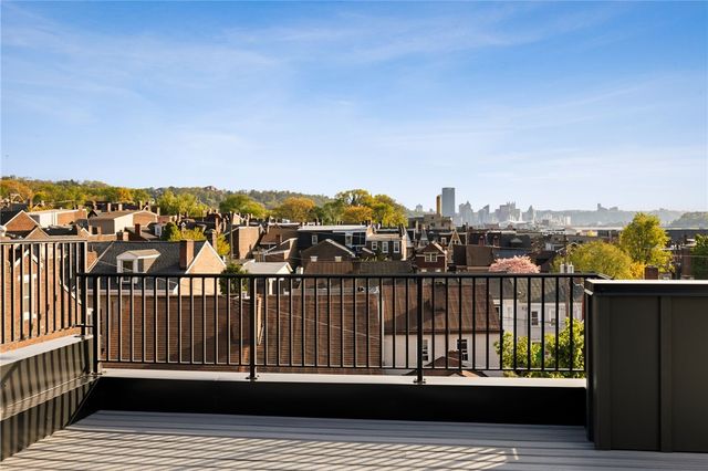 240 44th Street, Lawrenceville, PA 15201