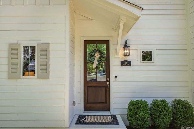 301 OGDEN LN, Alamo Heights, TX 78209