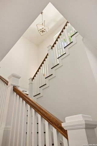 301 OGDEN LN, Alamo Heights, TX 78209