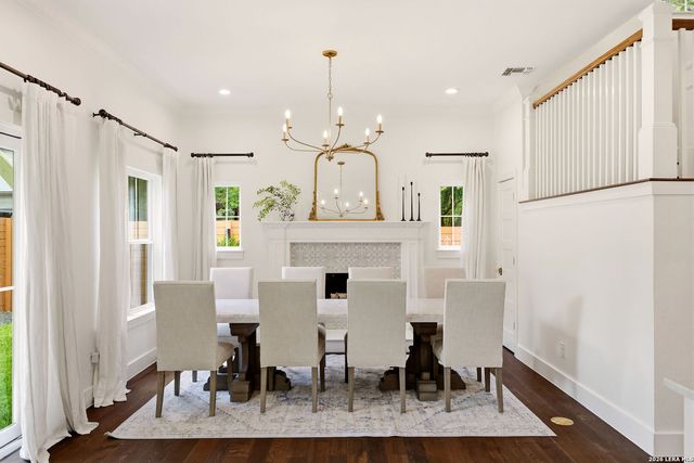 301 OGDEN LN, Alamo Heights, TX 78209