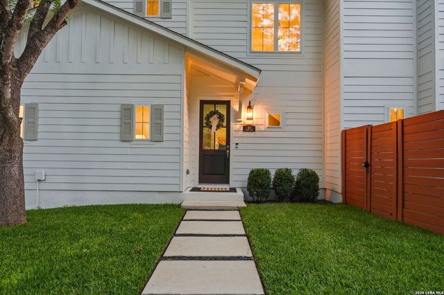 301 OGDEN LN, Alamo Heights, TX 78209
