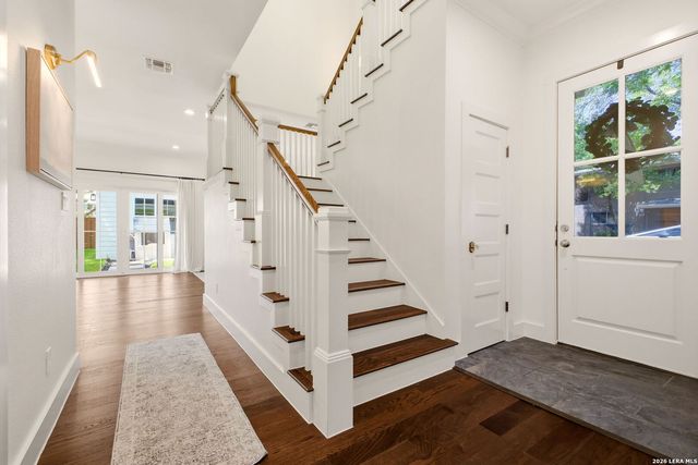 301 OGDEN LN, Alamo Heights, TX 78209