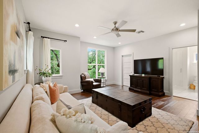 301 OGDEN LN, Alamo Heights, TX 78209
