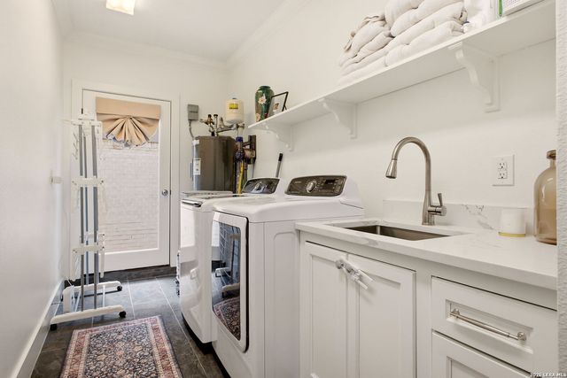 301 OGDEN LN, Alamo Heights, TX 78209