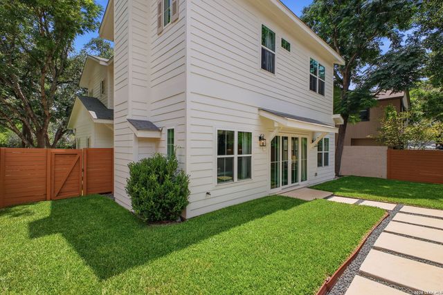 301 OGDEN LN, Alamo Heights, TX 78209