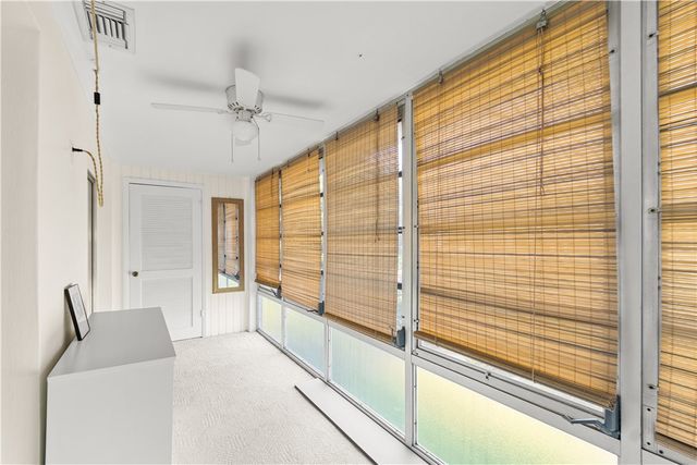 16 Vista Palm Lane 201, Vero Beach, FL 32962