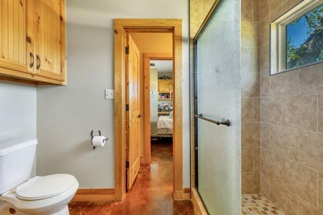 6808 Cedar Hill Road, Brenham, TX 77833