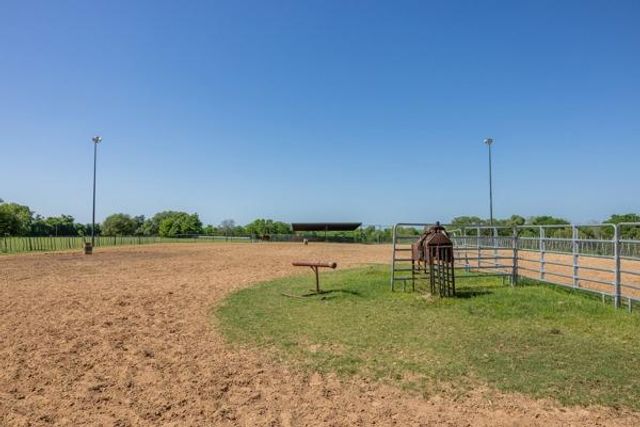6808 Cedar Hill Road, Brenham, TX 77833