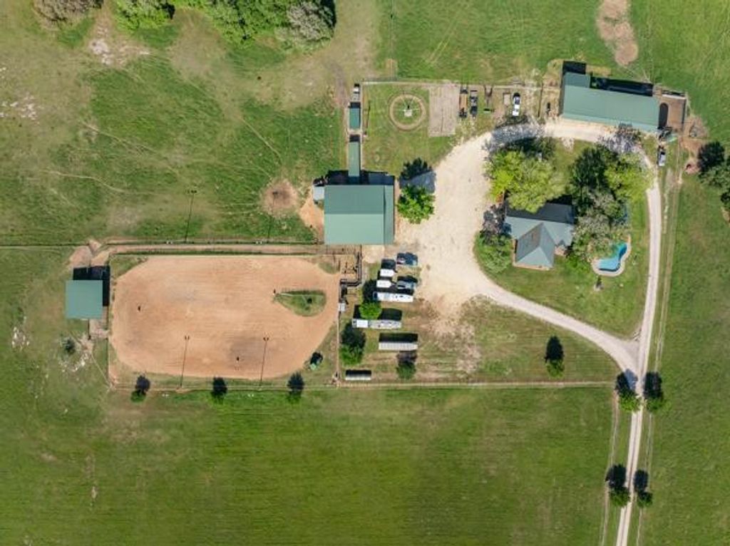 6808 Cedar Hill Road, Brenham, TX 77833 — photo 3