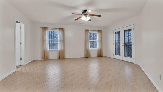 19 Stella Court, Belen, NM 87002