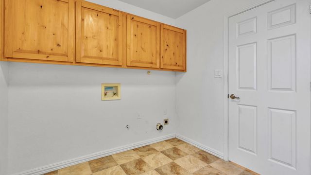 19 Stella Court, Belen, NM 87002