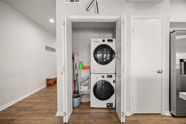 108 April Point Drive S, Montgomery, TX 77356