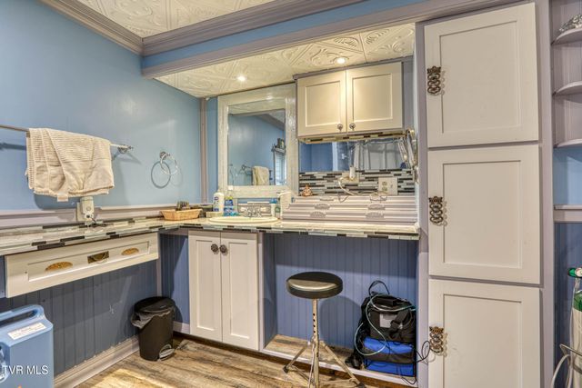 1744 Snake Hollow Road, Sneedville, TN 37869