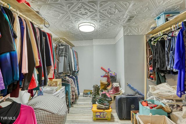 1744 Snake Hollow Road, Sneedville, TN 37869