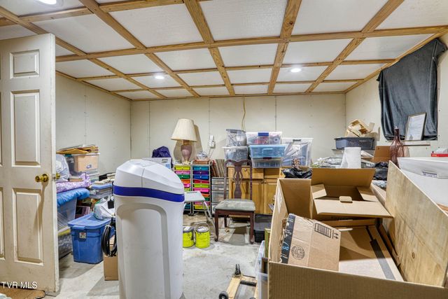 1744 Snake Hollow Road, Sneedville, TN 37869