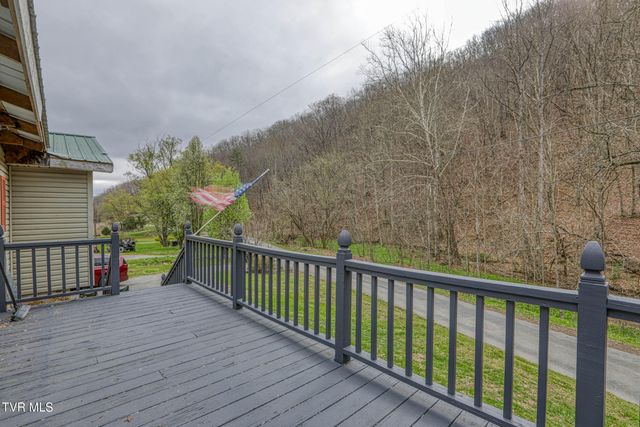 1744 Snake Hollow Road, Sneedville, TN 37869