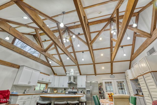 1744 Snake Hollow Road, Sneedville, TN 37869